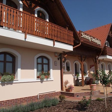Sóvirág Vendégház Hortobágy Esterno foto